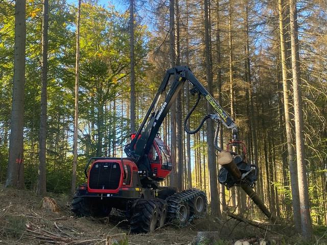 Technika a přibližování – AZ FOREST 127
